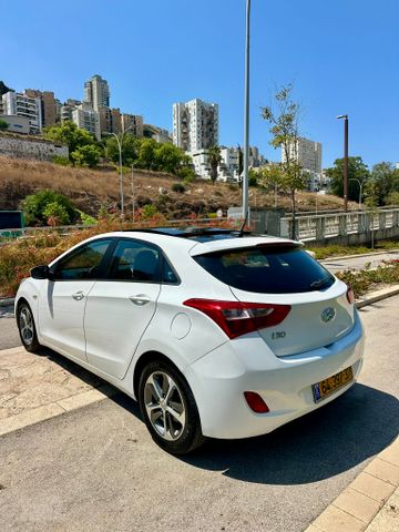 יונדאי i30