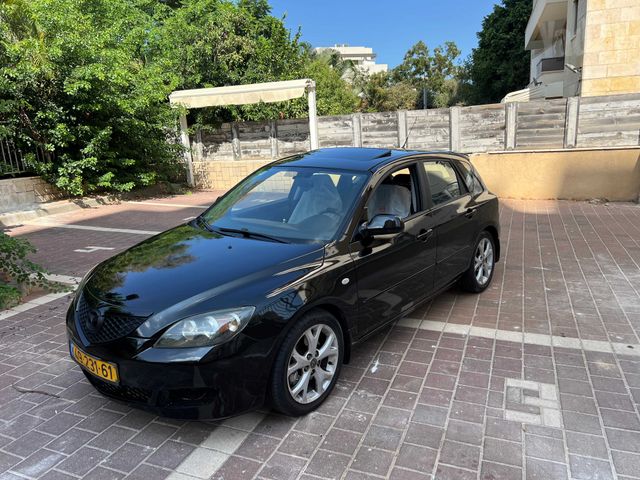 מודעת רכב מאזדה 3