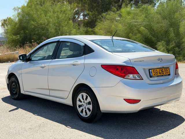 יונדאי אקסנט i25