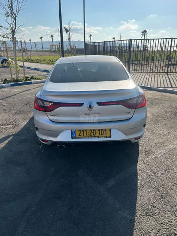 רנו מגאן