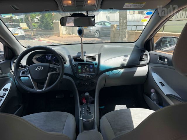 יונדאי אקסנט i25