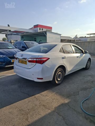 טויוטה קורולה