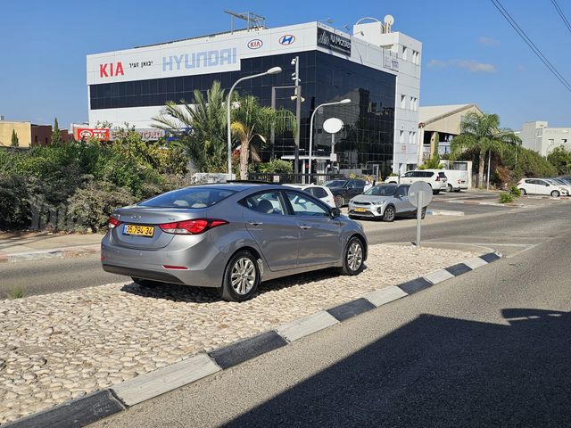 יונדאי I35