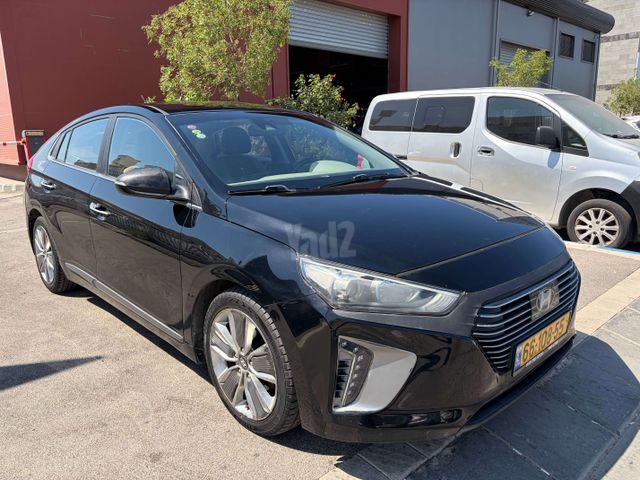 יונדאי איוניק