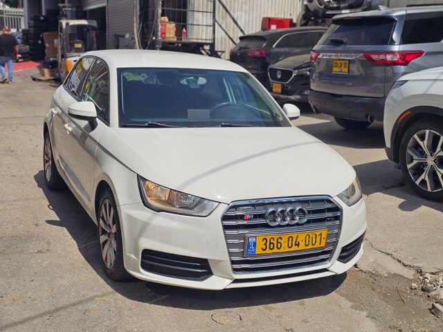 מודעת רכב אאודי A1