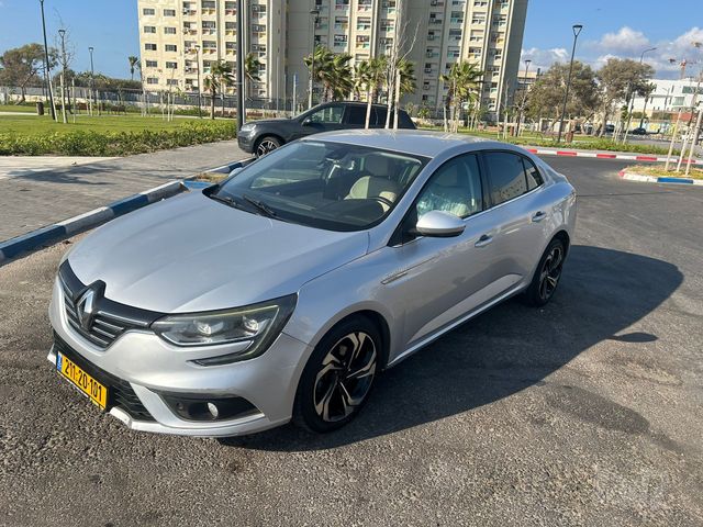 מודעת רכב רנו מגאן