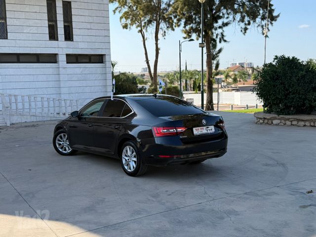 סקודה סופרב