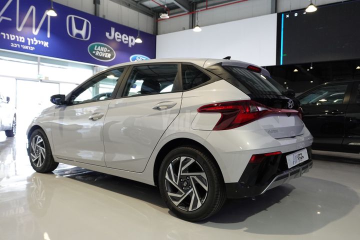 יונדאי i20