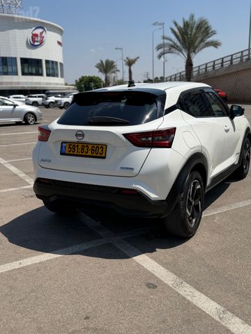 ניסאן ג'וק