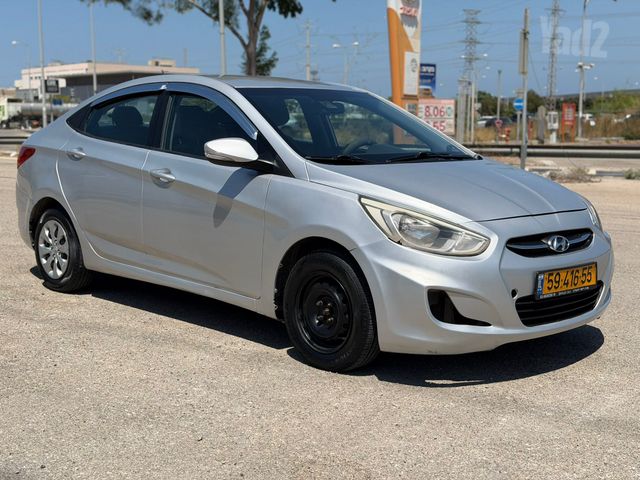 יונדאי אקסנט i25