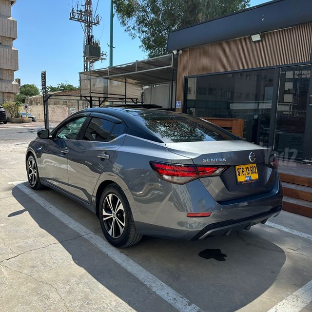 ניסאן סנטרה
