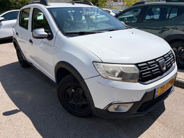 דאצ'יה סנדרו
