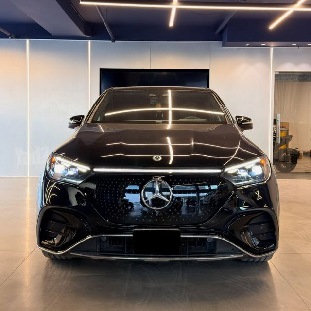מרצדס-בנץ EQE SUV