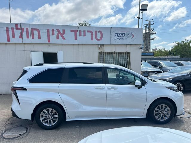טויוטה סיינה