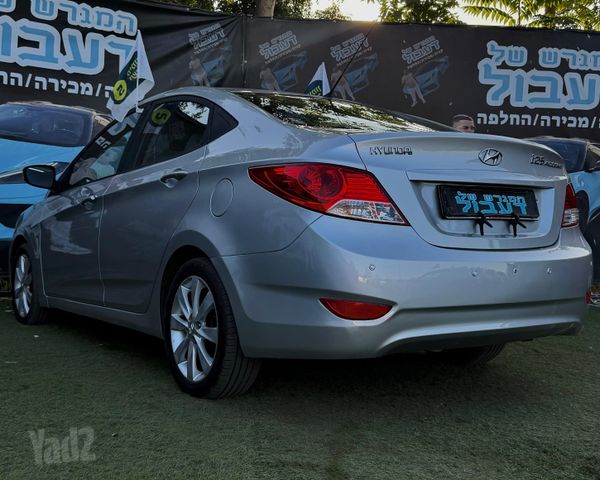 יונדאי אקסנט i25