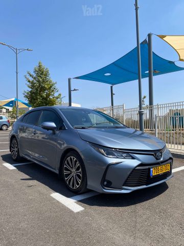 טויוטה קורולה