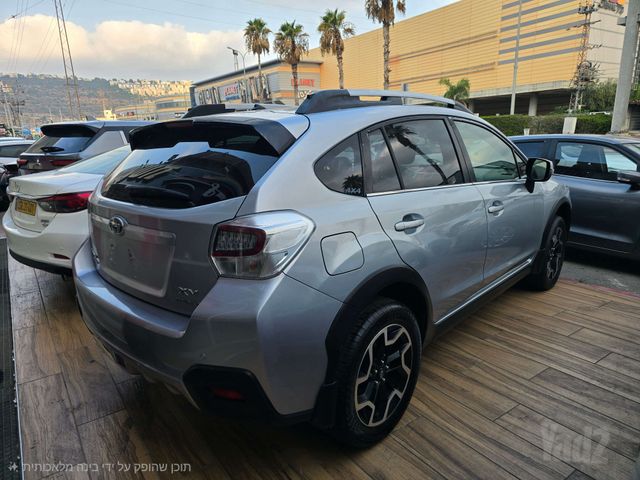 סובארו XV