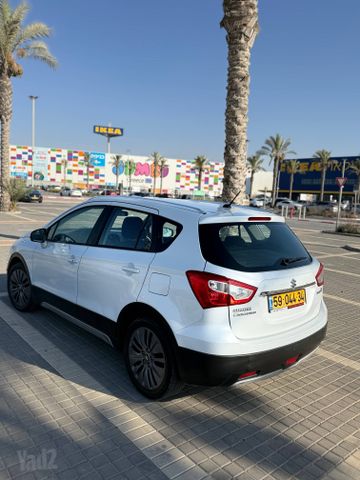 סוזוקי קרוסאובר