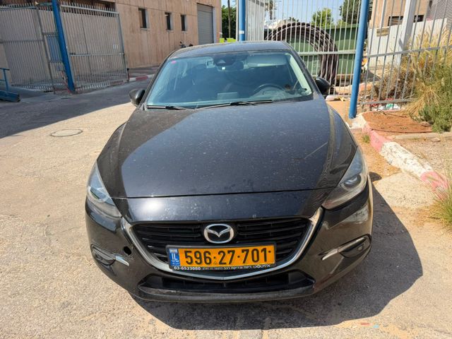 מודעת רכב מאזדה 3
