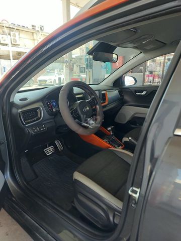 קיה סטוניק