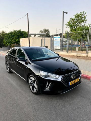 יונדאי איוניק