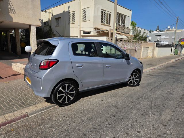 מיצובישי ספייס סטאר