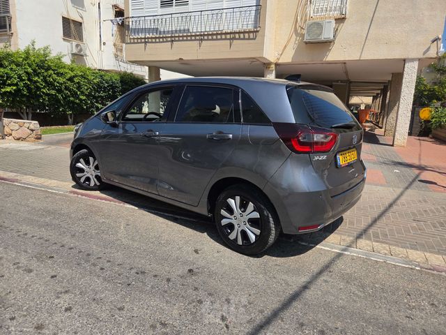 מודעת רכב הונדה ג'אז