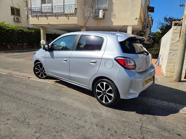 מיצובישי ספייס סטאר