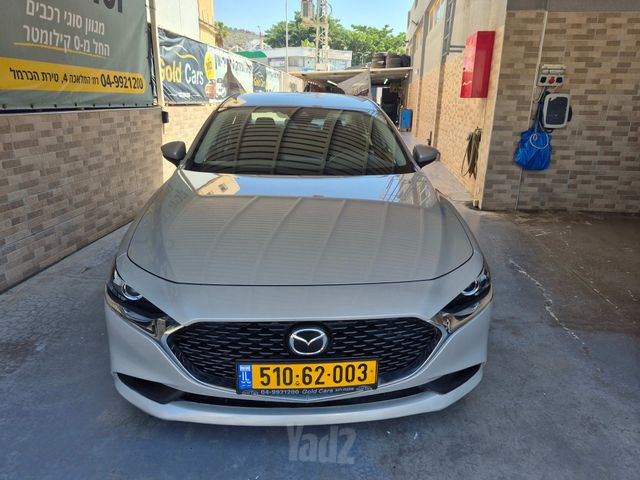 מודעת רכב מאזדה 3
