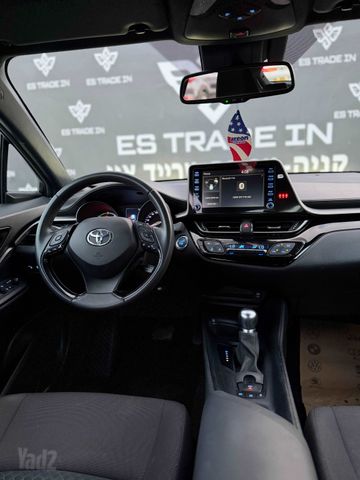טויוטה C-HR