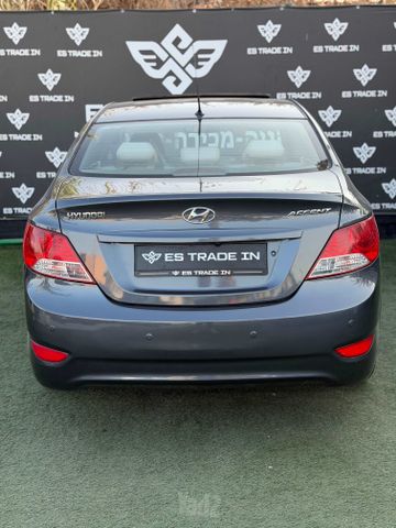 יונדאי אקסנט i25