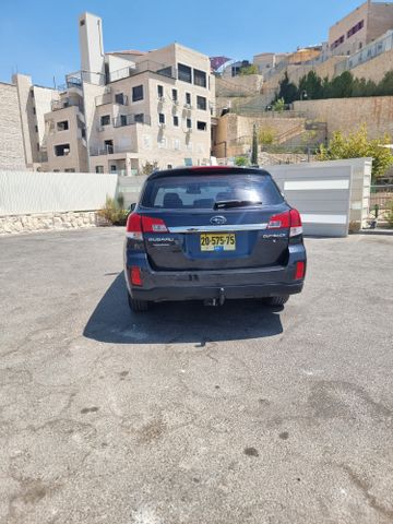 סובארו אאוטבק