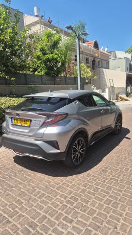טויוטה C-HR