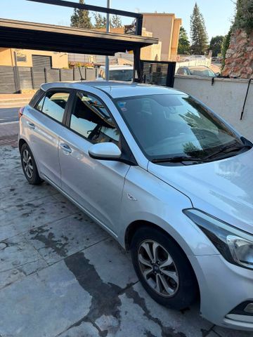 יונדאי i20