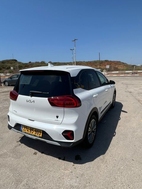 קיה נירו פלוס