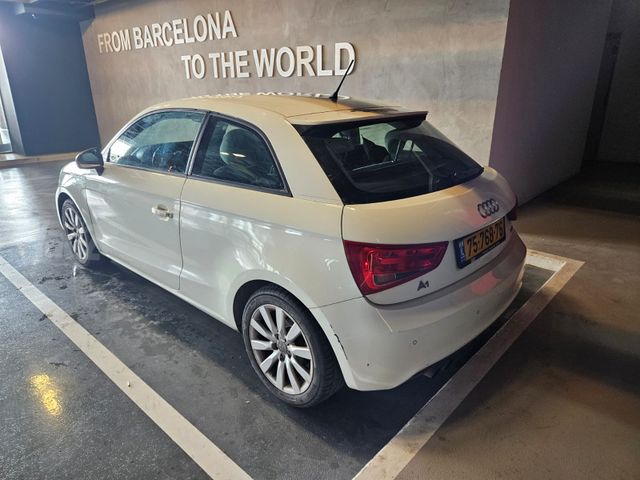 אאודי A1