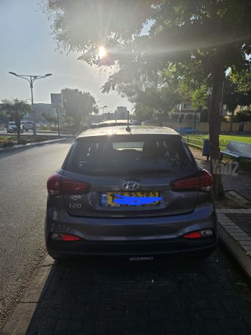 יונדאי i20