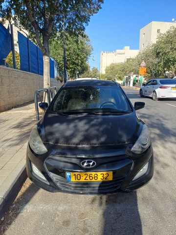 יונדאי i30