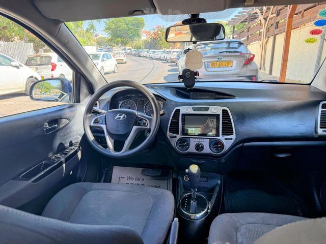 יונדאי i20