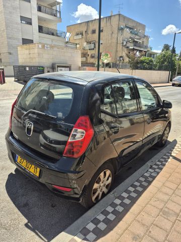 יונדאי i10