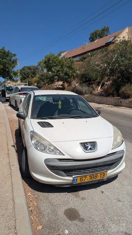 פיג'ו 206