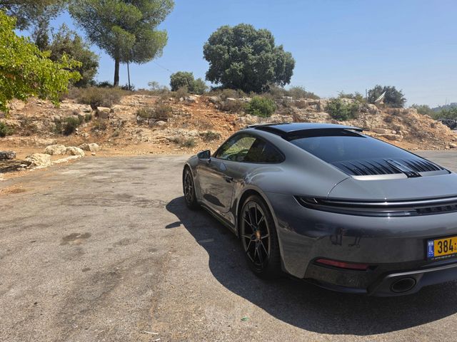 מודעת רכב פורשה 911