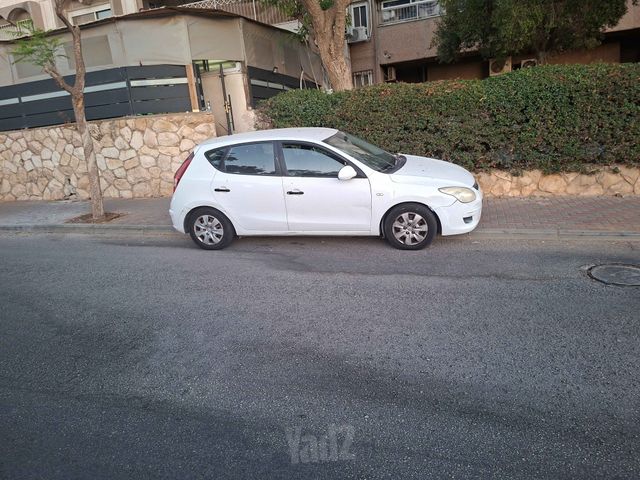 יונדאי i30