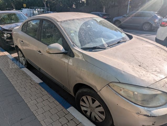 רנו פלואנס