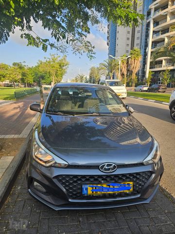 יונדאי i20