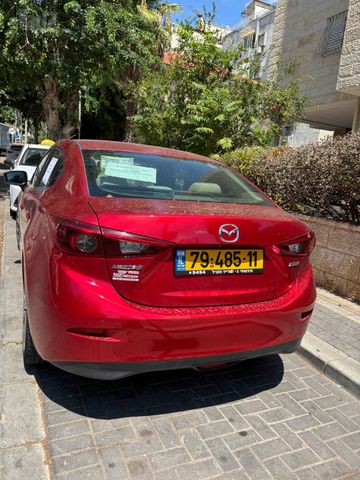 מאזדה 3