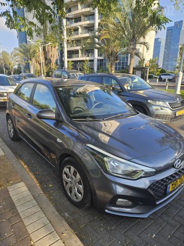 יונדאי i20