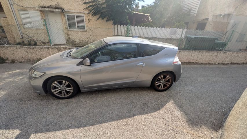 מודעת רכב הונדה CR-Z