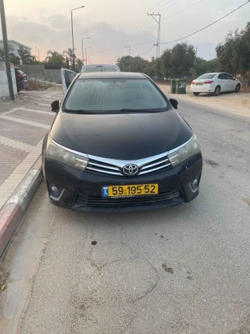 מודעת רכב טויוטה קורולה