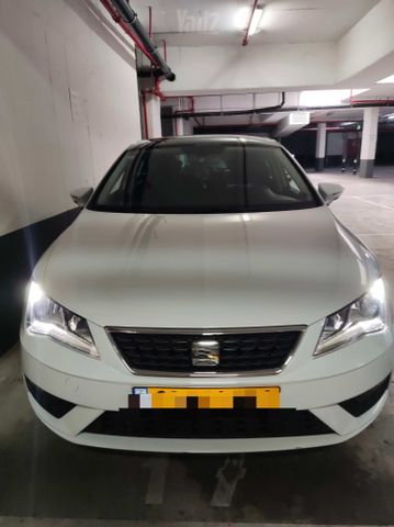 מודעת רכב סיאט לאון